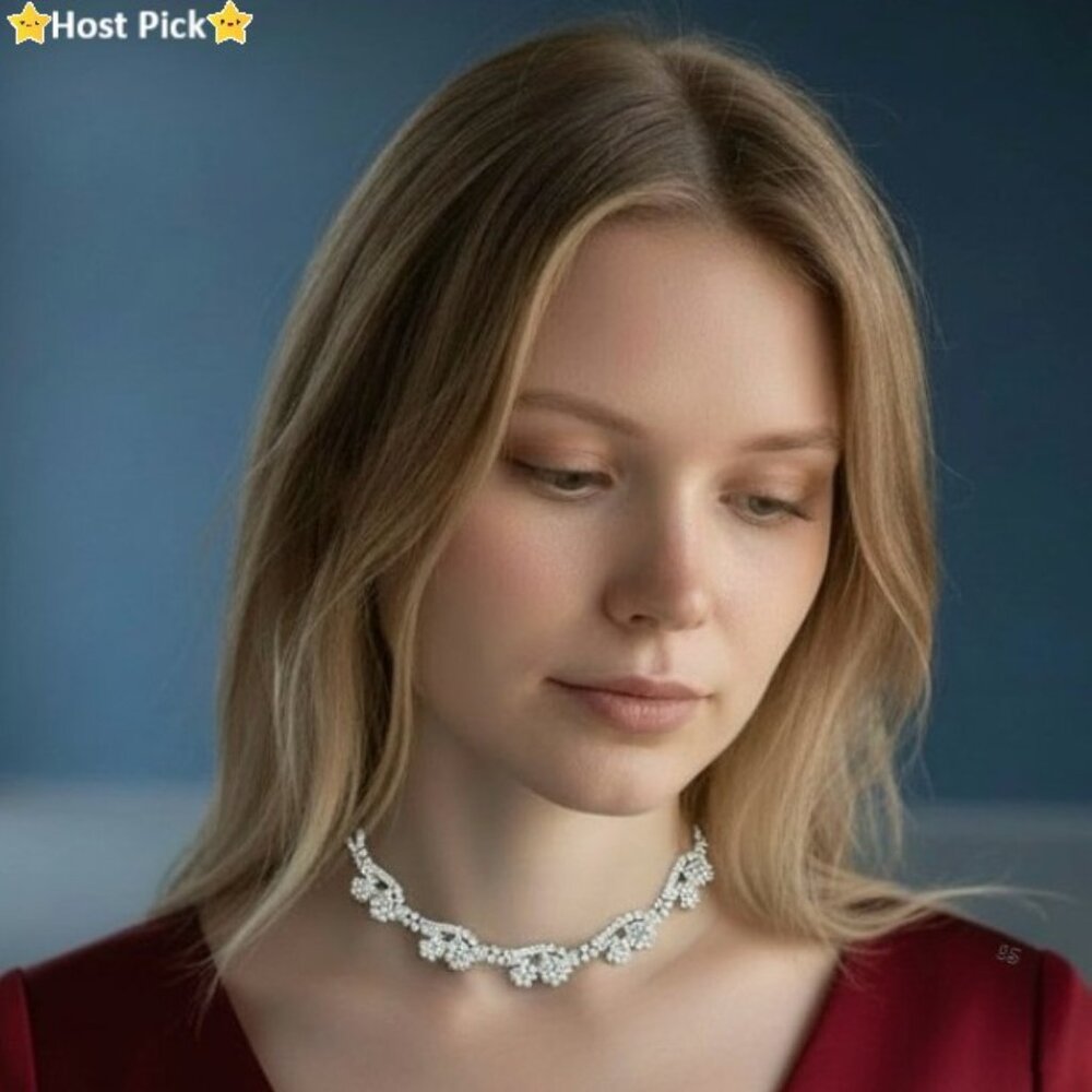 Vintage MCM Silver-Tone Rhinestone Floral Choker Necklace – 18" L